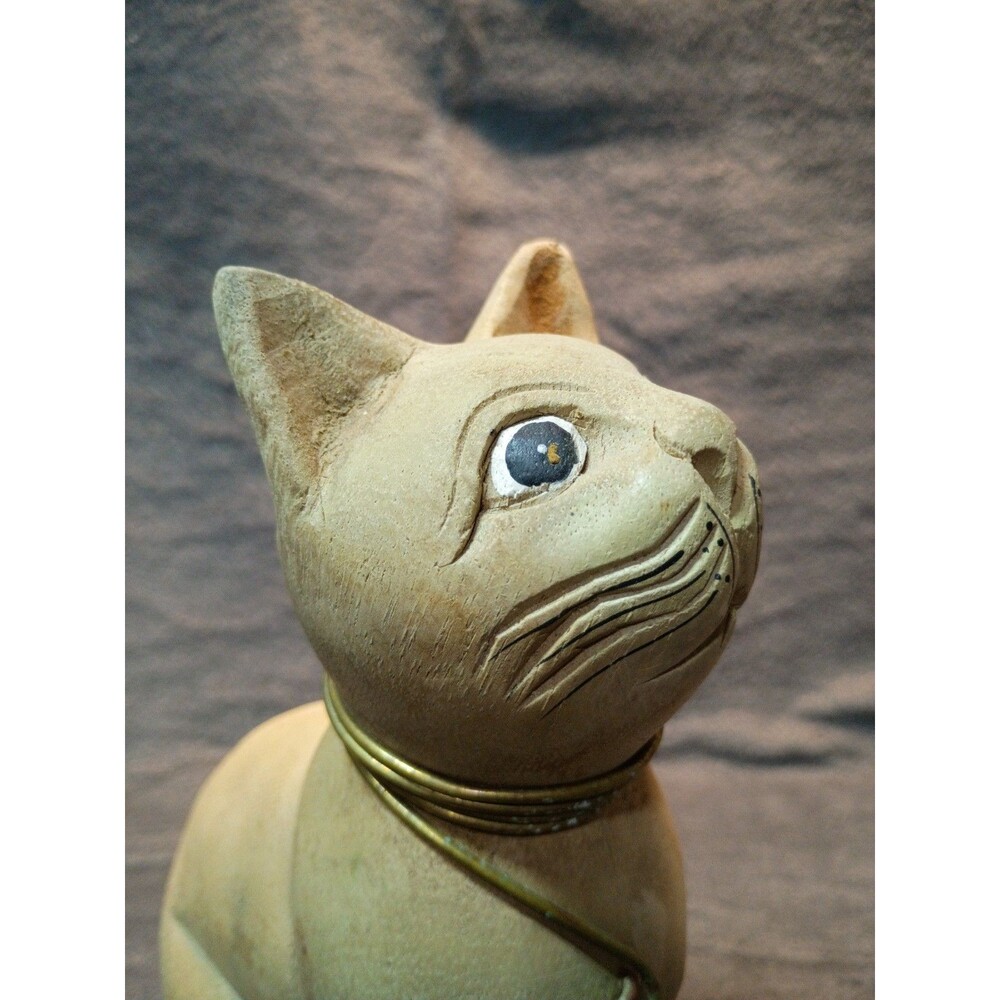 Vintage Hand Carved Wooden Cat Folk Art Sculpture Brass Collar Rustic Whimsical - Picture 7 of 14